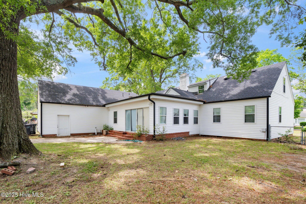 208 Andrews Ave Goldsboro, NC 27530