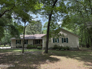 1913 Jimmys Rd New Bern, NC 28560