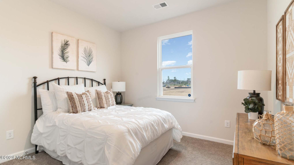 1214 Woodhouse Dr Ash, NC 28420