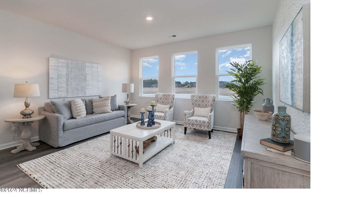 1214 Woodhouse Dr Ash, NC 28420