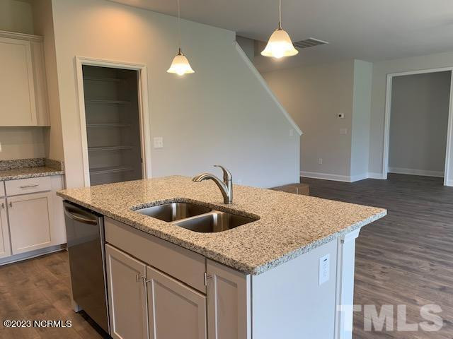 3150 Firefly Trl Grimesland, NC 27837