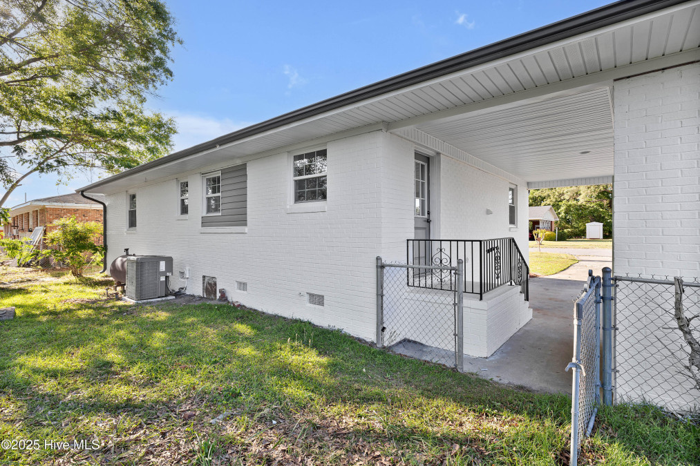 512 Hamilton Dr Goldsboro, NC 27530