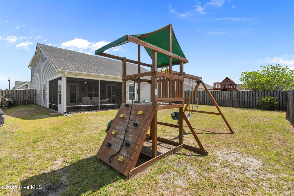 1907 Island Pine Way Leland, NC 28451