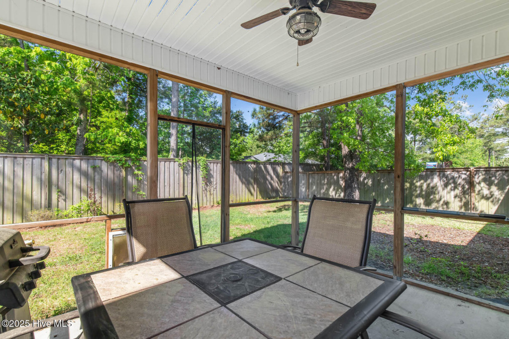 46 Cloverfield Ln Hampstead, NC 28443