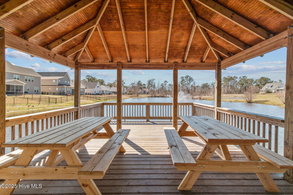 46 Cloverfield Ln Hampstead, NC 28443