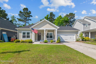 46 Cloverfield Ln Hampstead, NC 28443