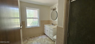 204 Edgewood Ave Clinton, NC 28328