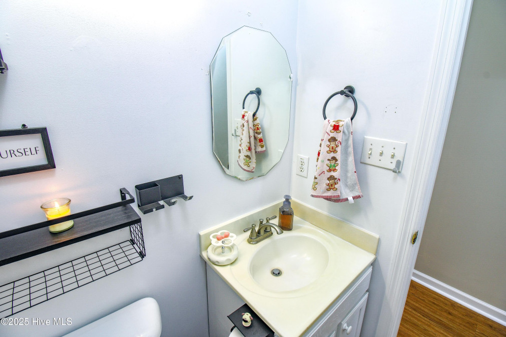 325 Foxhall Rd Newport, NC 28570