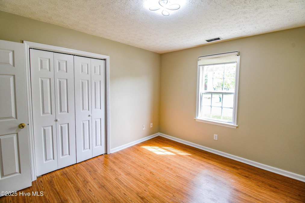 325 Foxhall Rd Newport, NC 28570