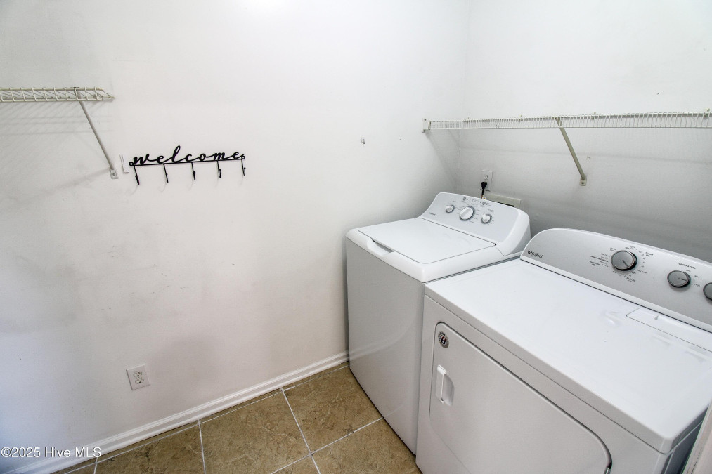 325 Foxhall Rd Newport, NC 28570