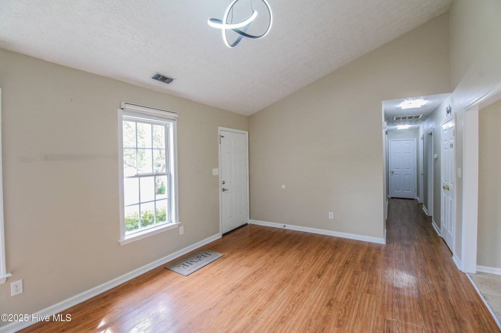 325 Foxhall Rd Newport, NC 28570