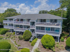 109 Teakwood Dr Carolina Beach, NC 28428