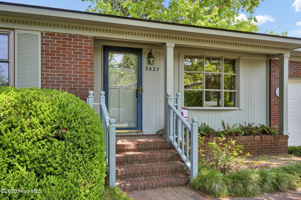 3827 Sylvan Dr Wilmington, NC 28403