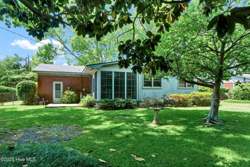 3827 Sylvan Dr Wilmington, NC 28403