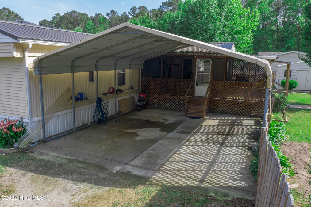 190 Hudson Rd Whiteville, NC 28472