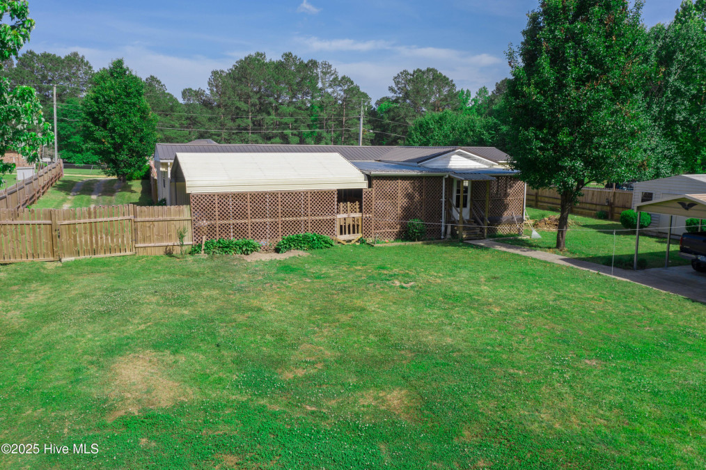 190 Hudson Rd Whiteville, NC 28472