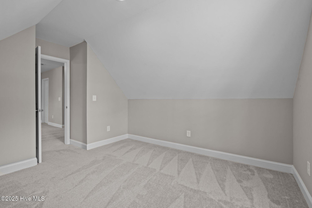 126 Parkwood Ct West End, NC 27376