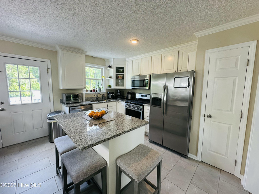 1021 Forest Glen Dr Raleigh, NC 27603