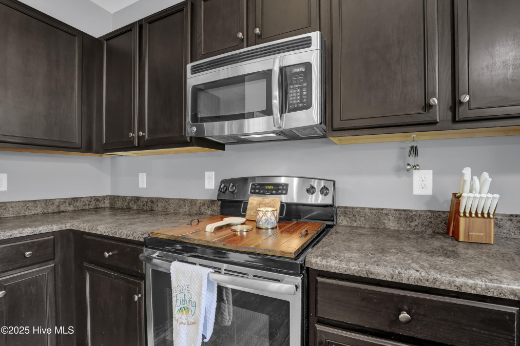 133 Fallbrook Ln Rocky Point, NC 28457