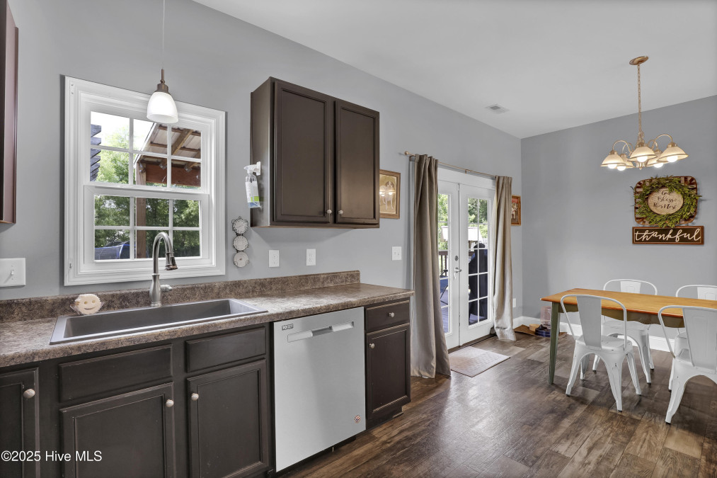 133 Fallbrook Ln Rocky Point, NC 28457