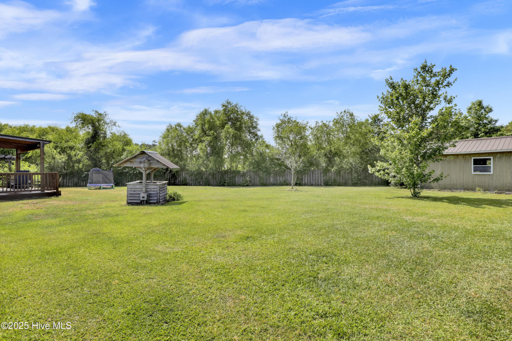 133 Fallbrook Ln Rocky Point, NC 28457