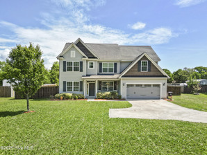 1427 Hammocks Beach Rd Swansboro, NC 28584