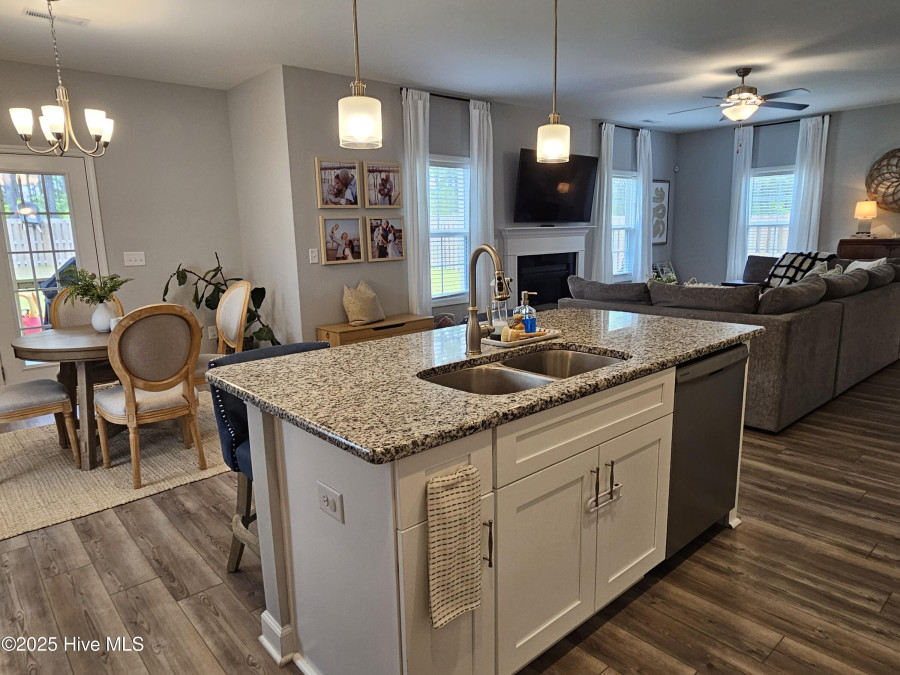 568 Transom Way Sneads Ferry, NC 28460