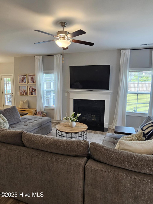 568 Transom Way Sneads Ferry, NC 28460