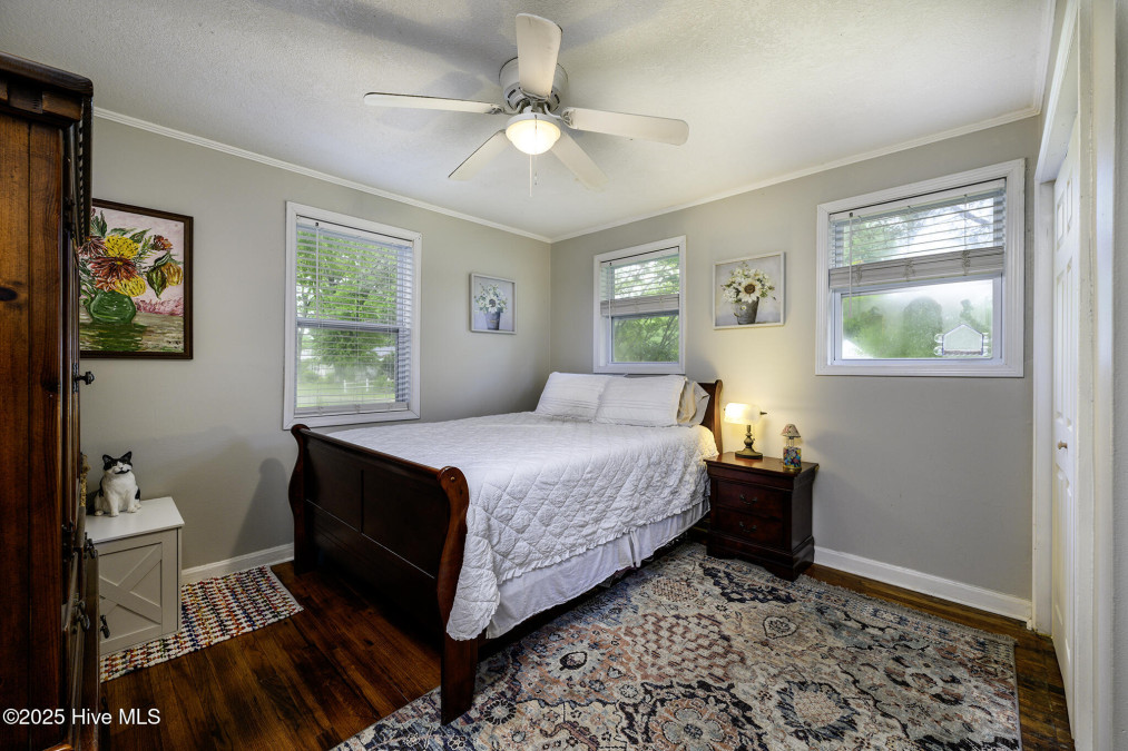918 Meadows St New Bern, NC 28560
