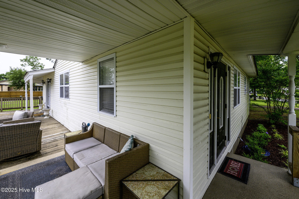 918 Meadows St New Bern, NC 28560