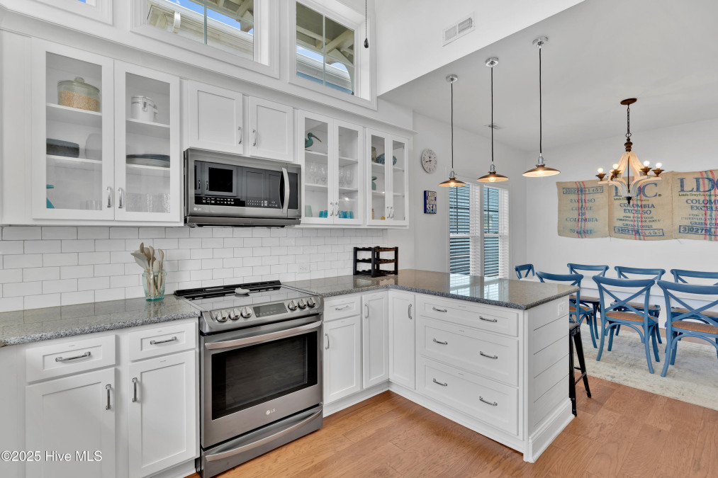 2304 Dolphin Dr Oak Island, NC 28465