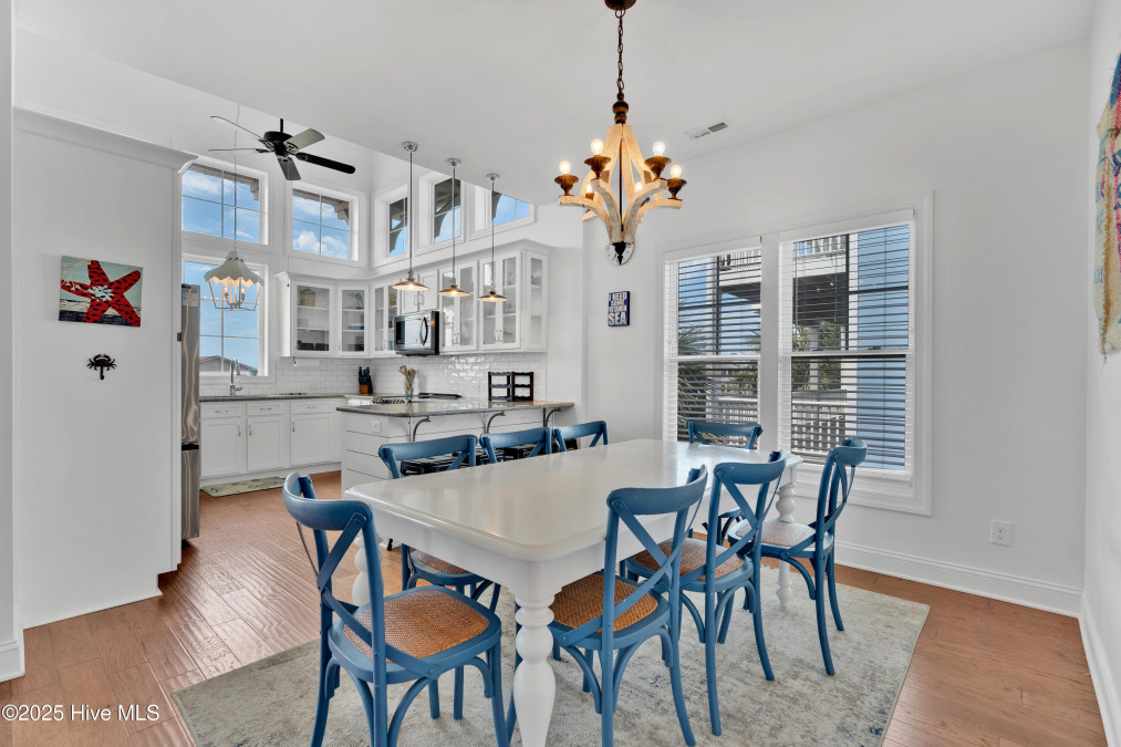2304 Dolphin Dr Oak Island, NC 28465