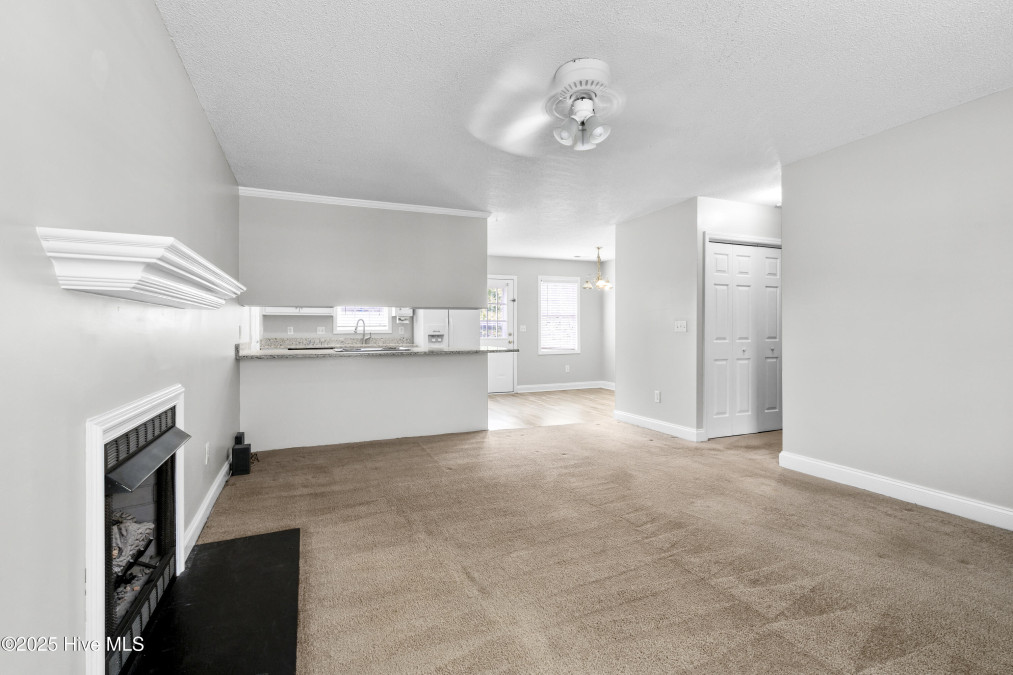 308 Sandy Knob Ln Rocky Mount, NC 27803