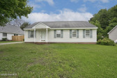308 Sandy Knob Ln Rocky Mount, NC 27803