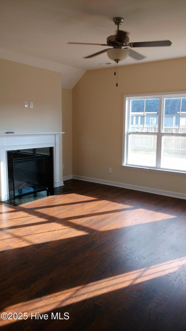 507 New Hanover Trl Jacksonville, NC 28546