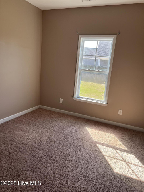 507 New Hanover Trl Jacksonville, NC 28546
