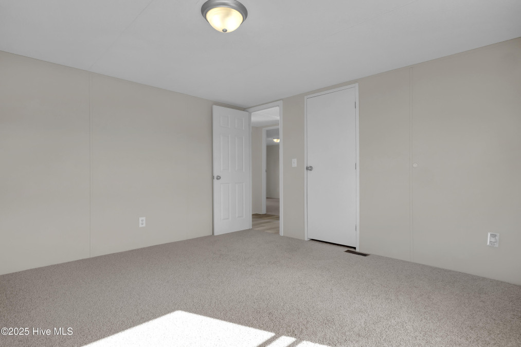 108 Paula Rd New Bern, NC 28562