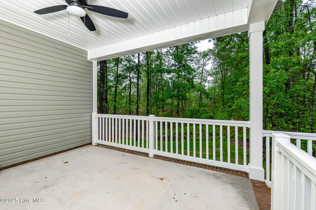2404 Starling Ln New Bern, NC 28562
