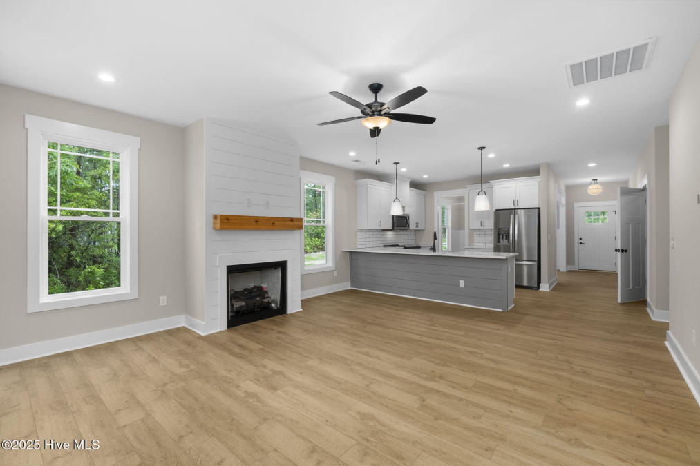 2404 Starling Ln New Bern, NC 28562