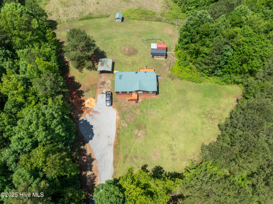 137 Hollywood Ln Rockingham, NC 28379