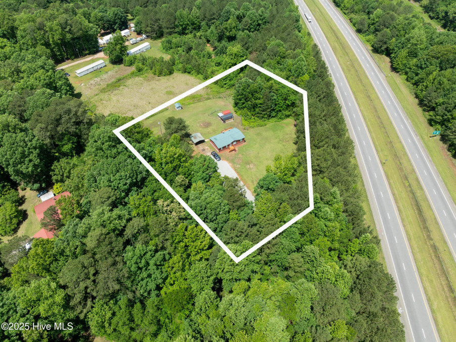 137 Hollywood Ln Rockingham, NC 28379