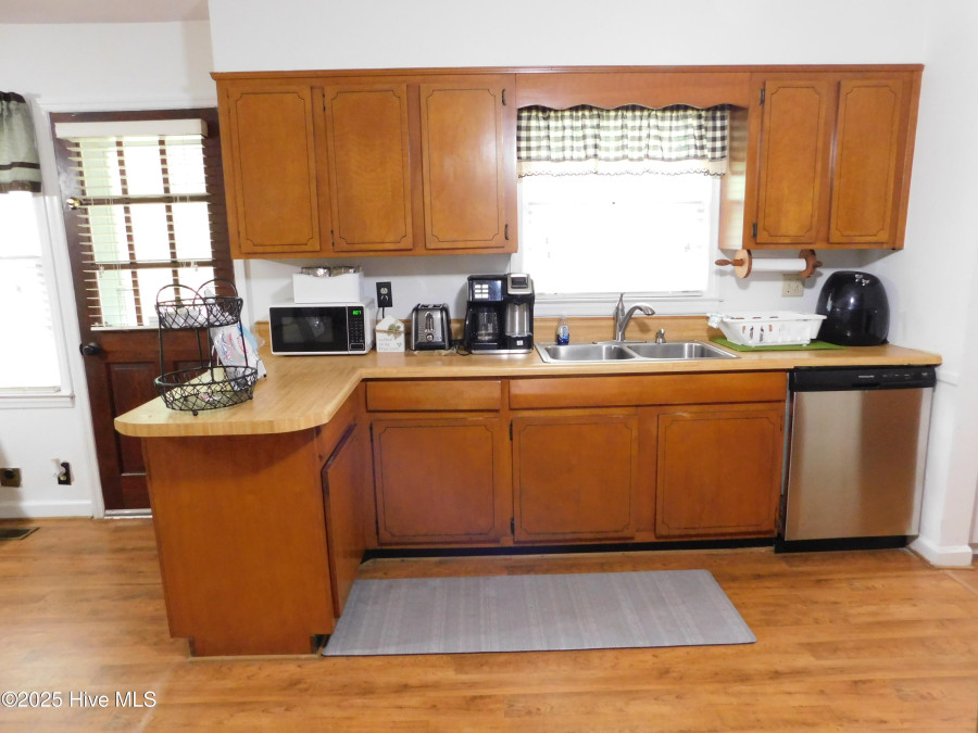 404 Marlboro St Mccoll, SC 29570