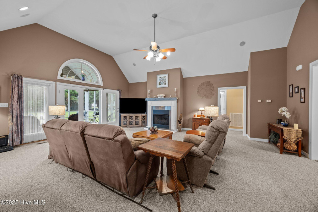 209 Oak Hill Dr Edenton, NC 27932