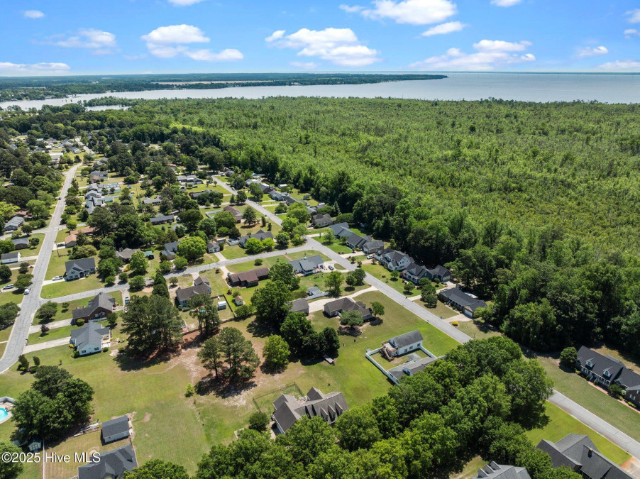 209 Oak Hill Dr Edenton, NC 27932