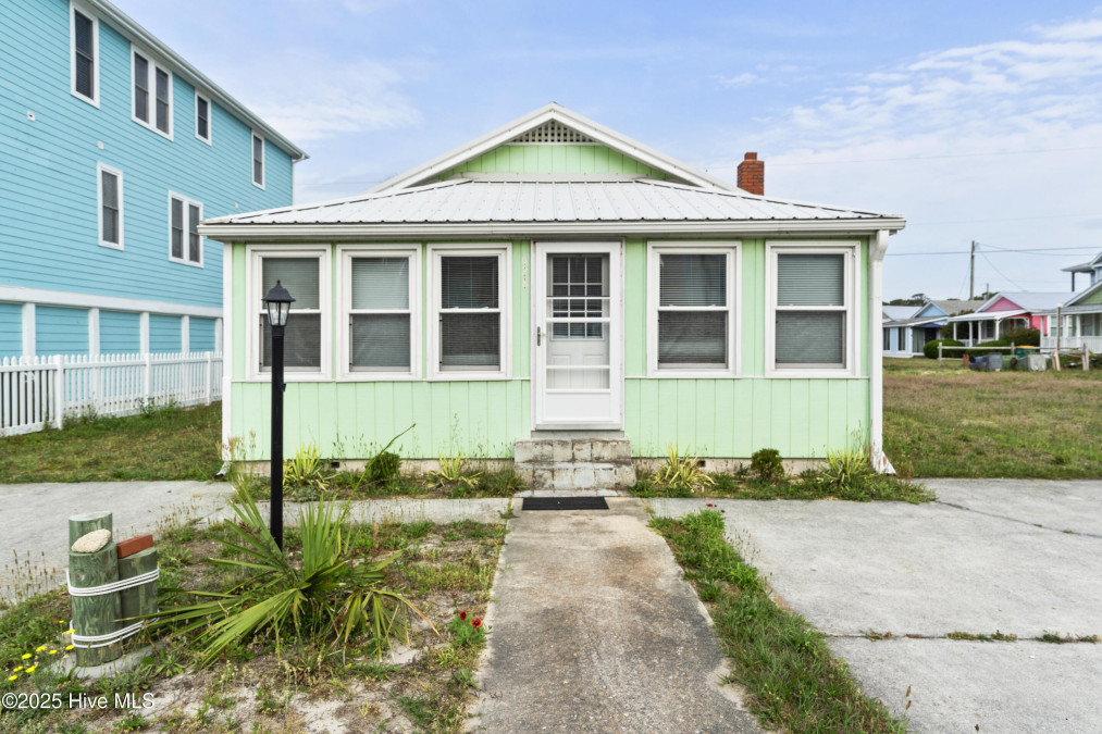 628 Fort Fisher Blvd Kure Beach, NC 28449