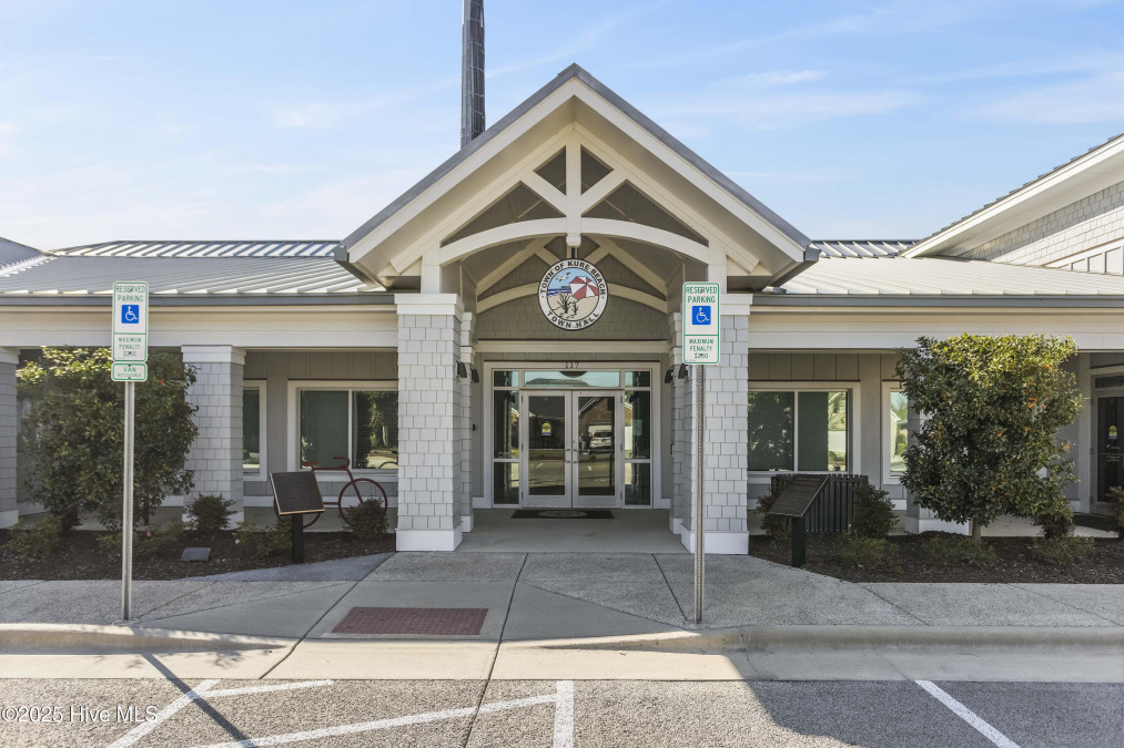 628 Fort Fisher Blvd Kure Beach, NC 28449