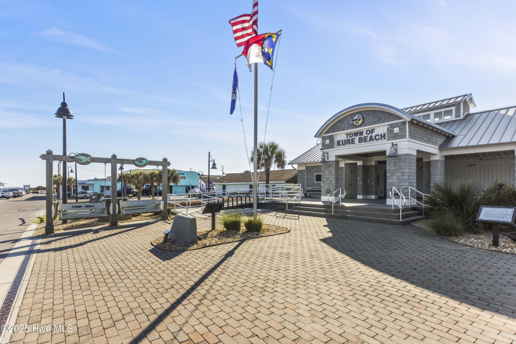 628 Fort Fisher Blvd Kure Beach, NC 28449