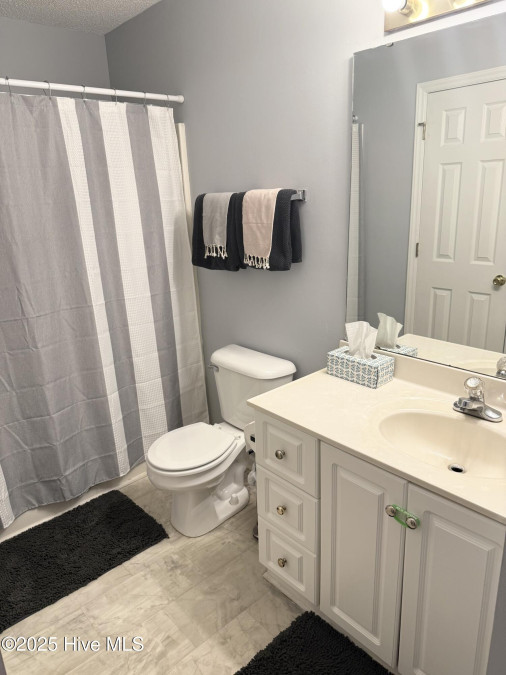 3310 Mulberry Ln Greenville, NC 27858