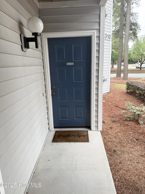 3310 Mulberry Ln Greenville, NC 27858