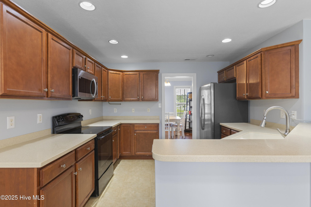 601 Brunswick Dr Jacksonville, NC 28546